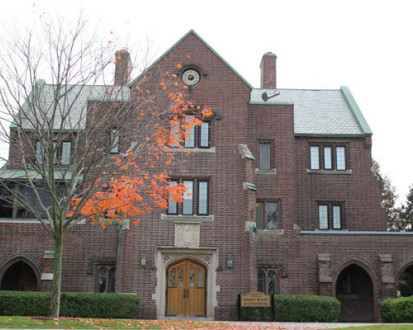 Здание Trinity College School