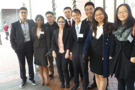 Студенты Taylors College