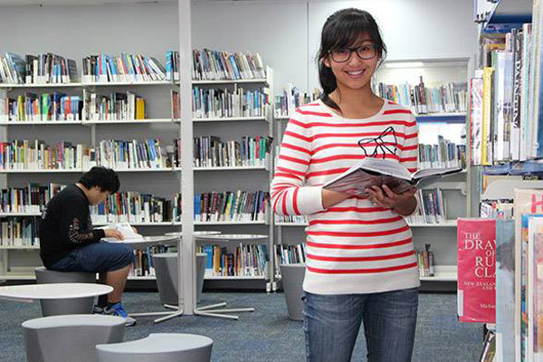 Библиотека в Academic Colleges Group