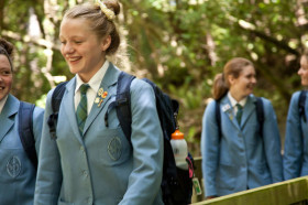 Студенты St Hilda's Collegiate School