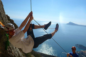 Студенты St Gilgen International School занимаются альпинизмом