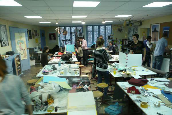 На занятиях творчеством