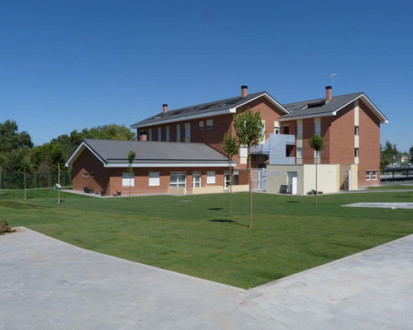 Здание King's College, British School in Madrid