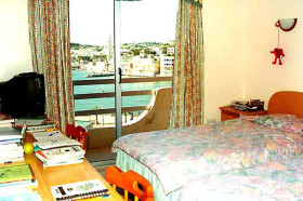 Жилая комната для студентов Malta Crown