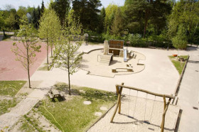 Территория Berlin Brandenburg International School