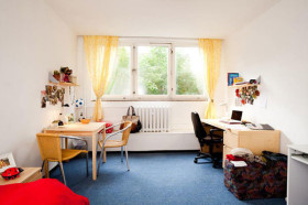 Жилая комната для студентов Berlin Brandenburg International School