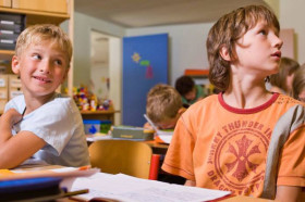 Студенты Hermann Lietz-Schule Schloss Hohenwehrda Thüringen на занятиях