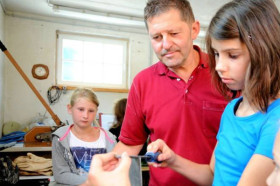 На уроке труда