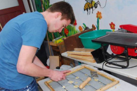 На уроке труда