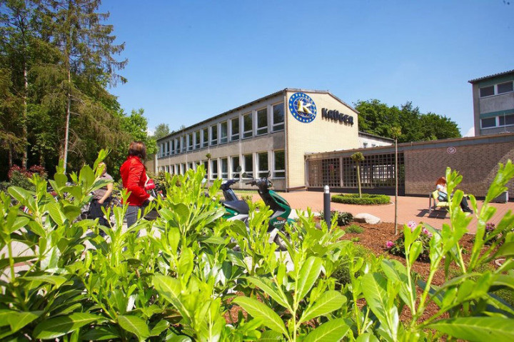 Krüger Internat und Schulen