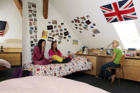 Жилая комната для студентов Brillantmont International School