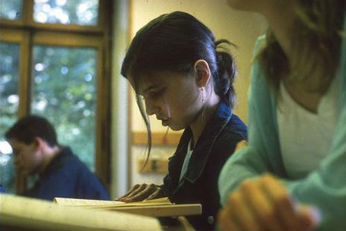 Студенты Ecole Nouvelle de la Suisse Romande на занятиях