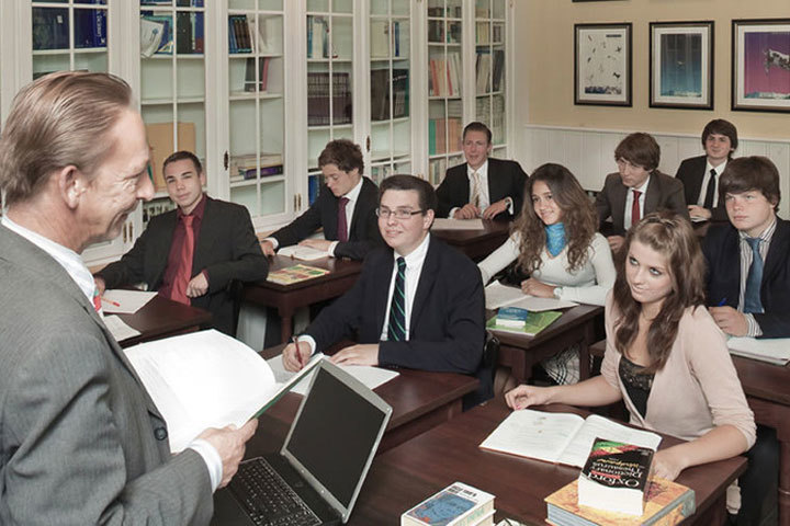 Студенты Institut auf dem Rosenberg на занятиях