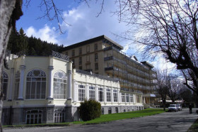 Leysin American School