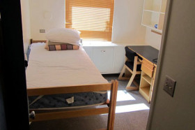 Жилая комната для студентов Bodwell High School Victoria