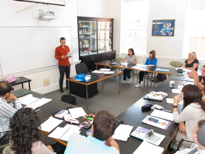 Занятия в Alpha College Of English