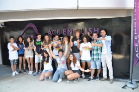 Студенты Ace English