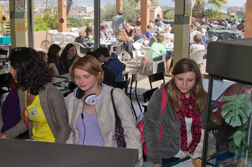 Студенты Center International d'Antibes Beaches