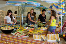 Обед в Center International d'Antibes Beaches