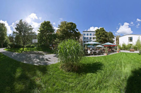 Территория GLS Berlin College