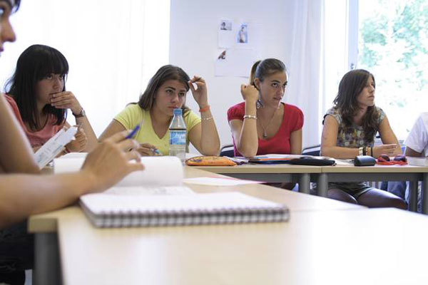 Студенты GLS Berlin Villa на занятиях