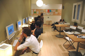 Общая комната для студентов Proyecto Espanol Barcelona