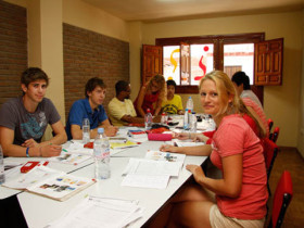 Студенты Enfocamp Granada на занятиях