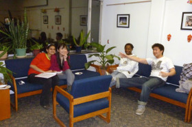 Общая комната для студентов Manitoba International College