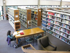 Библиотека в Royal Roads ISC