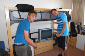 Жилая комната для студентов INTO Colorado State University