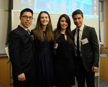 Студенты подготовительных курсов Northeastern University