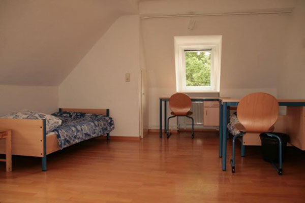 Жилая комната для студентов CJD Jugenddorf Christophorusschule Braunschweig