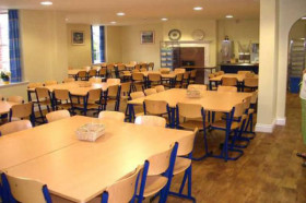 Столовая в Sherborne School