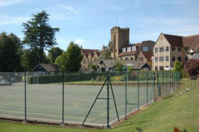 Спортивная площадка в Sherborne School