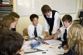 Студенты Sevenoaks School на занятиях