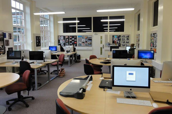 Класс в Collyer's College