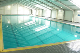 Бассейн в Bearwood College