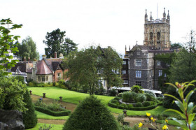 Территория Abbey College