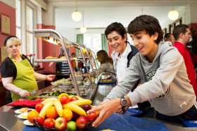 Обед в Abbey College