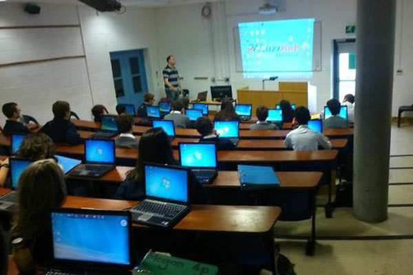 Студенты Villiers School на занятиях