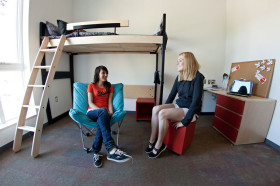 Жилая комната для студентов подготовительных курсов в Oregon State University