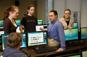 Студенты подготовительных курсов Pace University