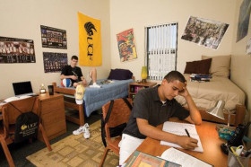 Жилая комната для студентов подготовительных курсов University of Central Florida