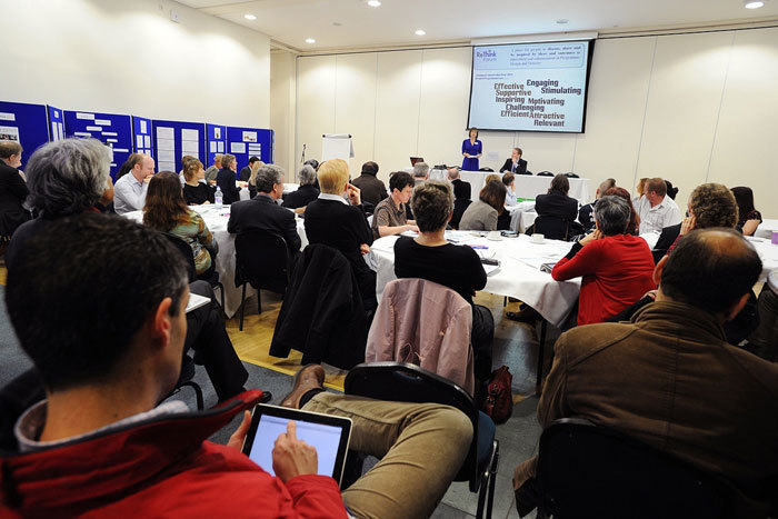 Студенты подготовительных курсов LIBT на занятиях