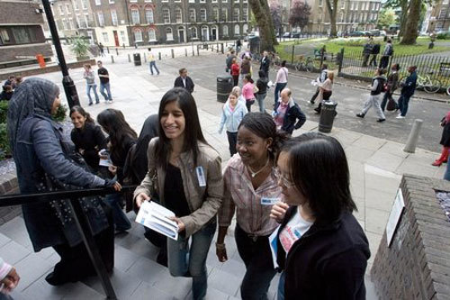 Студенты подготовительных курсов City University London