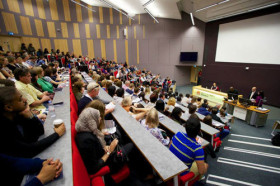 Студенты подготовительных курсов City University London на занятиях