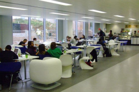 Кафе в Kingston University