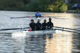 Водная гребля