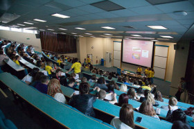 Студенты подготовительной программы Newcastle University на занятиях