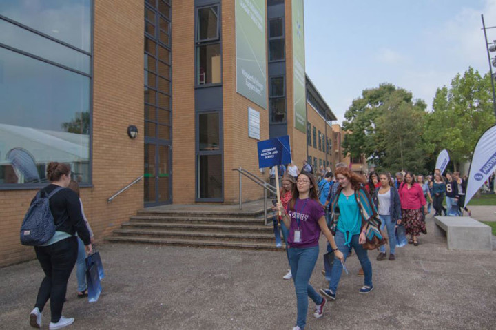 Студенты подготовительной программы University of Surrey